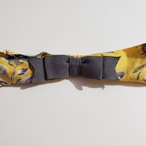Gray & Yellow Bow